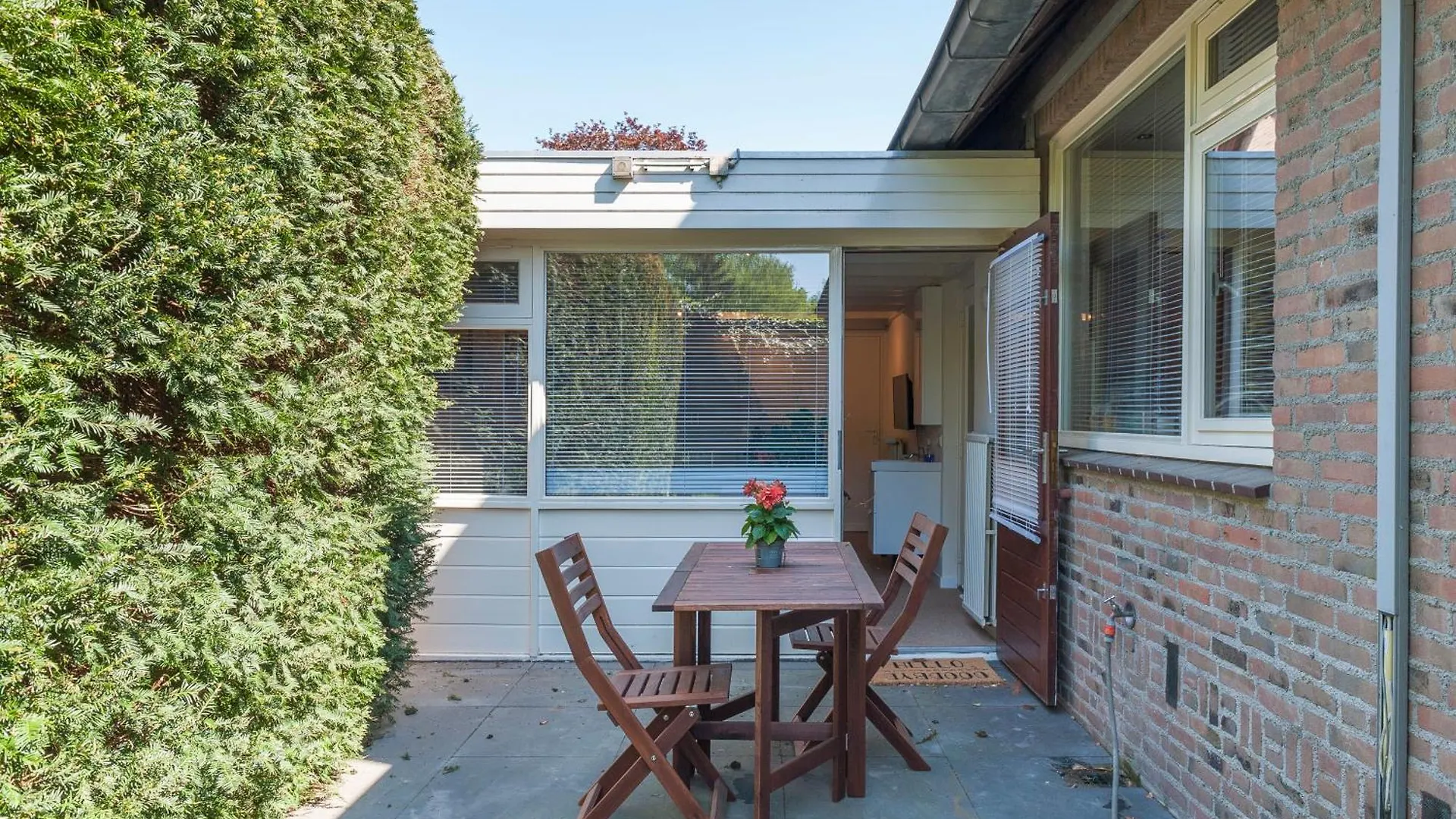 Backroom In Villa With Private Garden Very Near Centre And Tue Eindhoven 0*,  Pays-Bas